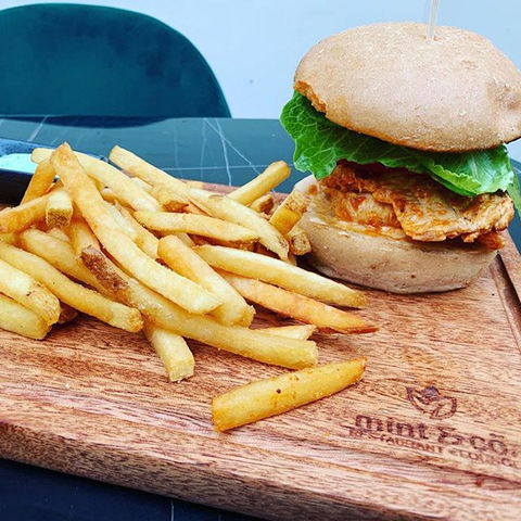 Customs House Inn - Australia Accommodation 0