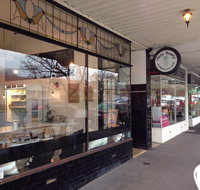 Holy Bowly Superfood Bar - Australia Accommodation
