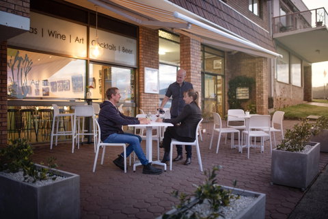 Art Bar Kiama - Australia Accommodation 1