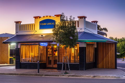 Vino Lokal - Australia Accommodation 0