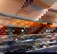 McIntosh's Quality Cakes - Australia Accommodation