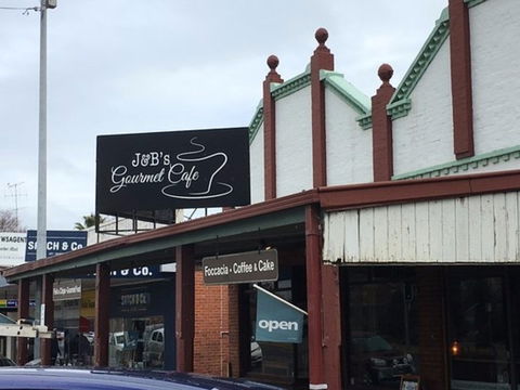 J And B's Gourmet Café - Australia Accommodation 0