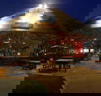 The Dusty Bar and Grill