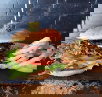 Pie Alley Blues - Australia Accommodation