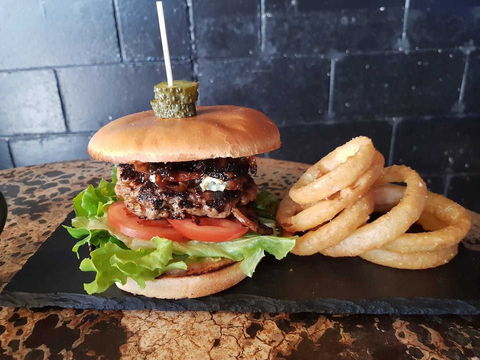 Pie Alley Blues - Australia Accommodation 0