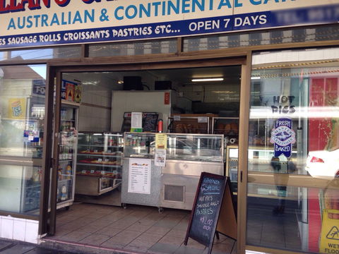 Allan's Cake Hot Bread - Australia Accommodation 0