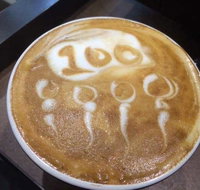 Hudsons Coffee - Greenslopes - Australia Accommodation