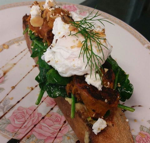 Daily Dose Cafe Wine Bar - Australia Accommodation 4