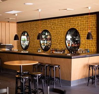 Downtown Bar - Australia Accommodation