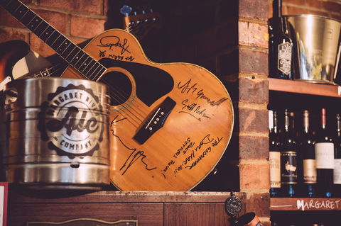 Settlers Tavern - Australia Accommodation 2