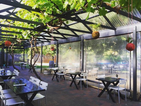 Adventurous Spoon - Australia Accommodation 0