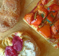Crumbs Bakery - Australia Accommodation