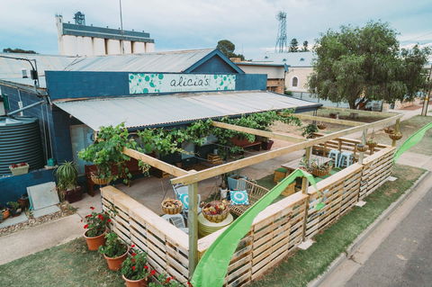 Alicia's Cafe - Australia Accommodation 0