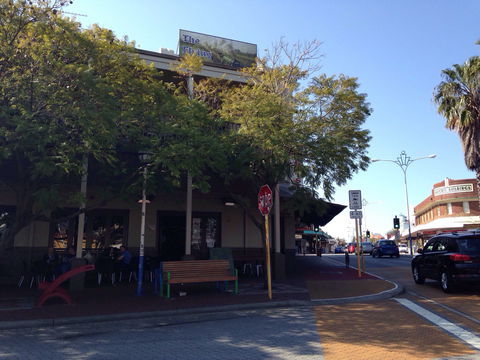 Defectors Bar - Australia Accommodation 0