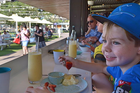 Snapper Rocks Bar & Kitchen - Australia Accommodation 2
