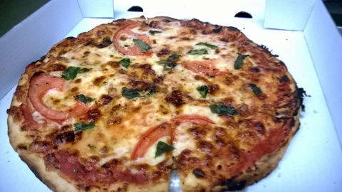 Angelino Pizzeria - Australia Accommodation 0