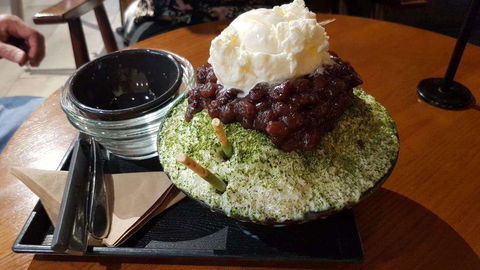 Lazy Cat Cafe - Australia Accommodation 0