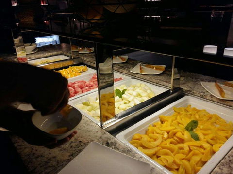 The Grange Buffet - Australia Accommodation 0