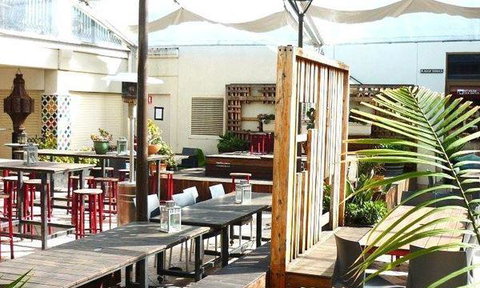 Campari House - Australia Accommodation 17