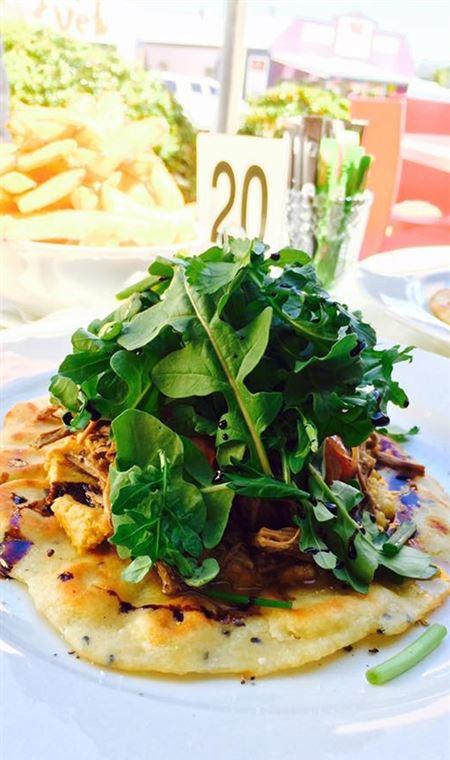 The Apple Tree Cafe - Australia Accommodation 4