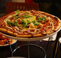Oz Napoli Pizza Pasta Restaurant - Australia Accommodation