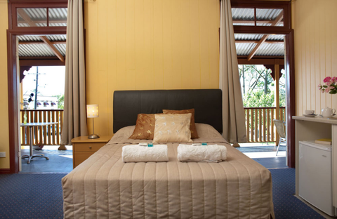 Yandina Hotel - Australia Accommodation 0