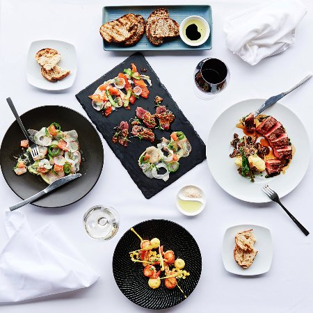 HarbourFront Seafood Restaurant - Australia Accommodation 0