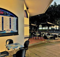 Harolds Seafood on The Strand - Australia Accommodation