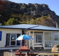 Nut Rock Cafe - Australia Accommodation