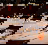 Must Winebar - Australia Accommodation