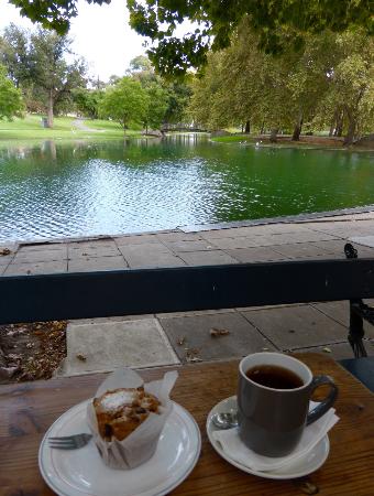 Arnies - Australia Accommodation 0