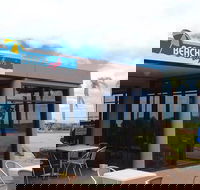 Beach Cafe - Australia Accommodation