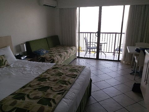 Aquarius On The Beach - Australia Accommodation 0