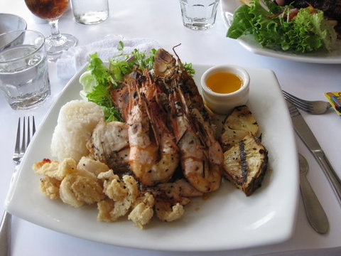 Raw Prawn Seafood Restaurant - Australia Accommodation 0