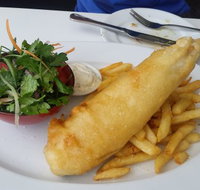 One Up Bar  Bistro - Australia Accommodation