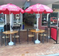 Mclaren's Cafe - Australia Accommodation
