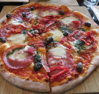 Acqua e Farina Woodfire Pizzeria - Australia Accommodation