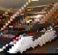 Tandoori Mahal Indian Restaurant - Australia Accommodation