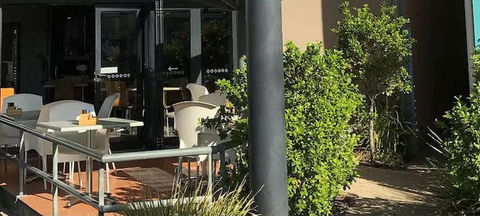 The Coffee House Apartments & Bistro - Australia Accommodation 1
