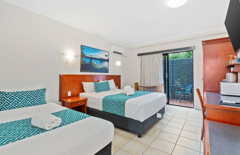 The Coffee House Apartments & Bistro - Australia Accommodation 4