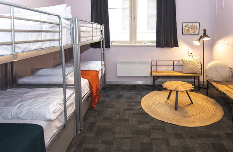 United Backpackers - Australia Accommodation 12
