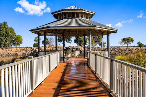 Quality Suites Point Cook Seasons 5 - Australia Accommodation 3