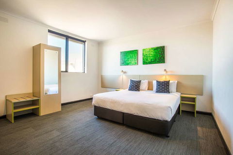 Nightcap At St Albans Hotel - Australia Accommodation 6