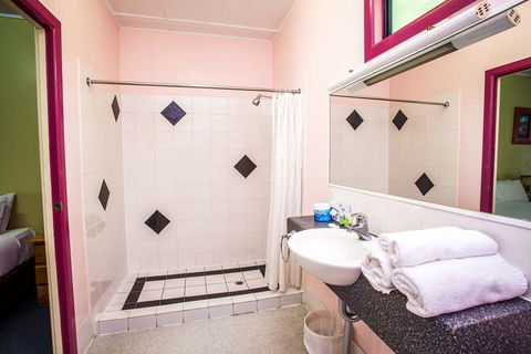 Darra Motel And Conference Centre - Australia Accommodation 9
