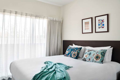 Punthill Essendon Grand - Australia Accommodation 6