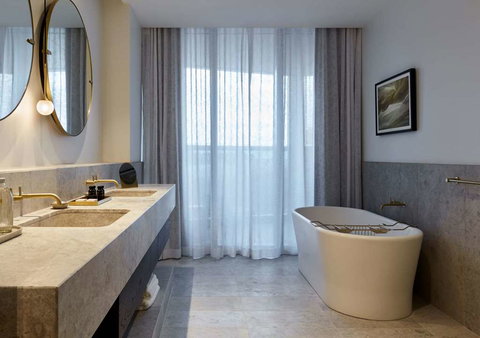 Eos by SkyCity - Australia Accommodation 3