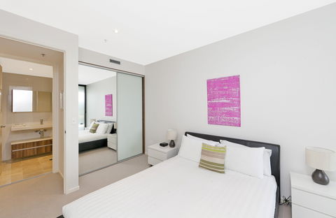 Astra Canberra Manhattan - Australia Accommodation 4