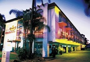 Airport Hacienda Motel - Australia Accommodation 0
