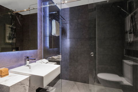 Gambaro Hotel - Australia Accommodation 2