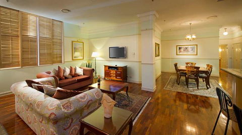 Royal Albert Hotel - Australia Accommodation 12